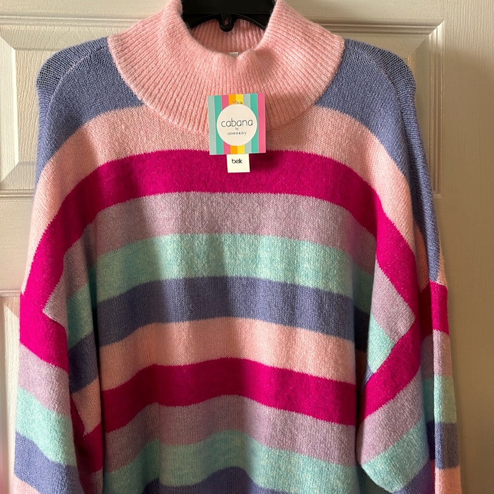 Crown and Ivy Sweater NWT